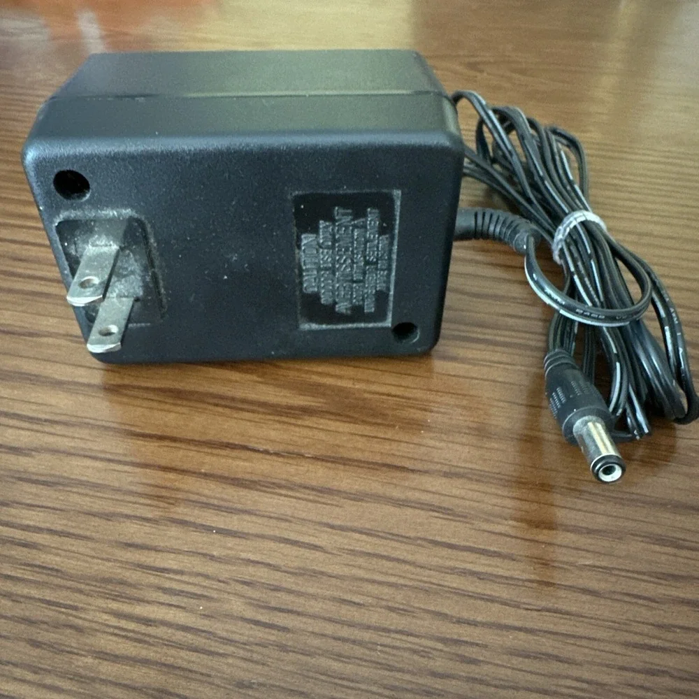 AC Adapter Direct Plug-in Class 2 Power Units/input 120VAC /output 12VDC